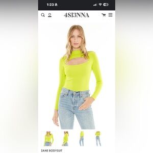 4SI3NNA
Cutout Long
Sleeve Bodysuit